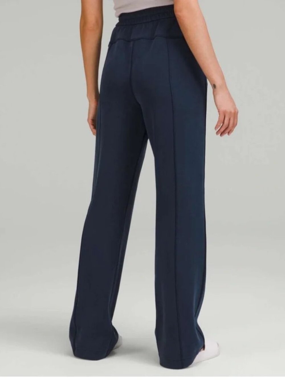EUC Lululemon Softstreme High-Rise Pant - True Navy